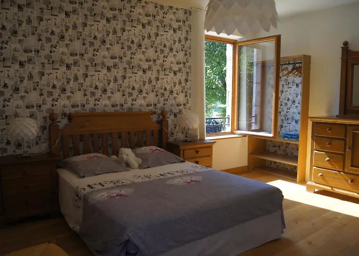 La Maison De Rochebois, Chambres Et Table D\'Hotes, Savoie, France